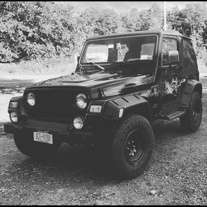 Meet your Posher, Marissa